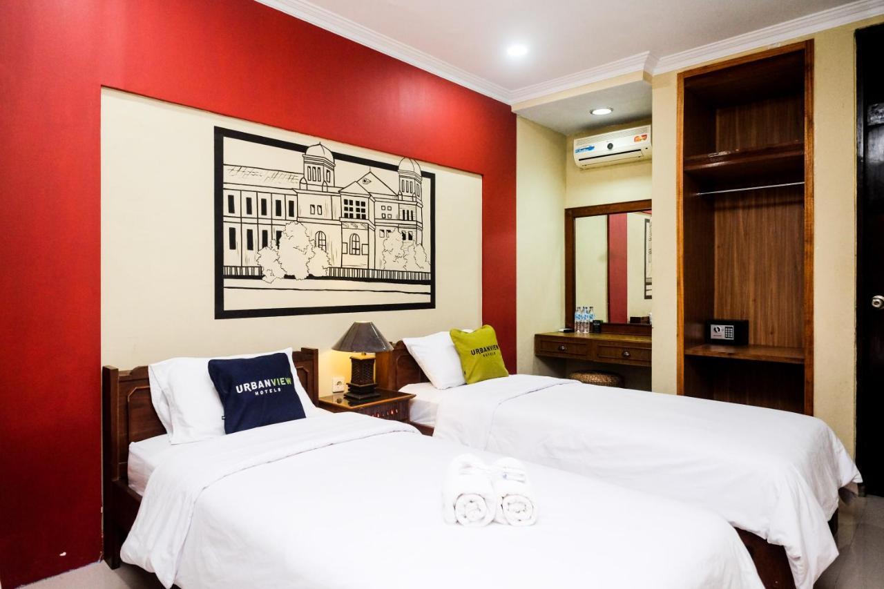 Urbanview Hotel Syariah Wisnugraha By Reddoorz Джок'якарта Екстер'єр фото
