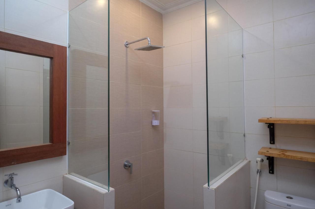 Urbanview Hotel Syariah Wisnugraha By Reddoorz Джок'якарта Екстер'єр фото