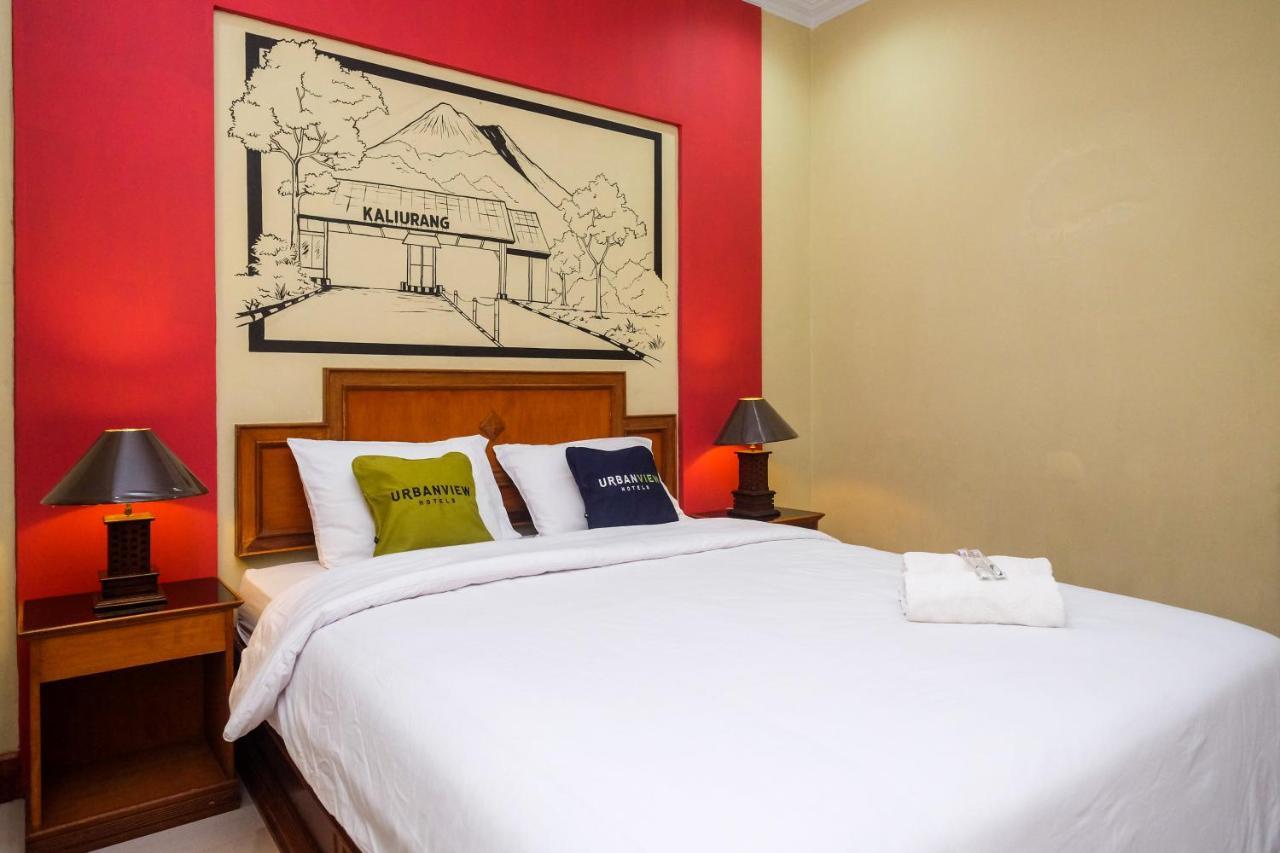Urbanview Hotel Syariah Wisnugraha By Reddoorz Джок'якарта Екстер'єр фото