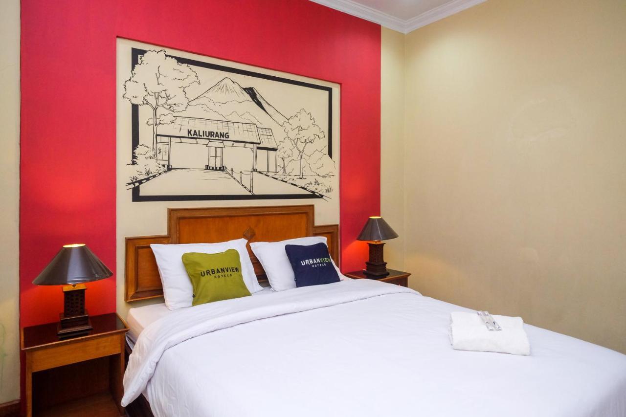 Urbanview Hotel Syariah Wisnugraha By Reddoorz Джок'якарта Екстер'єр фото