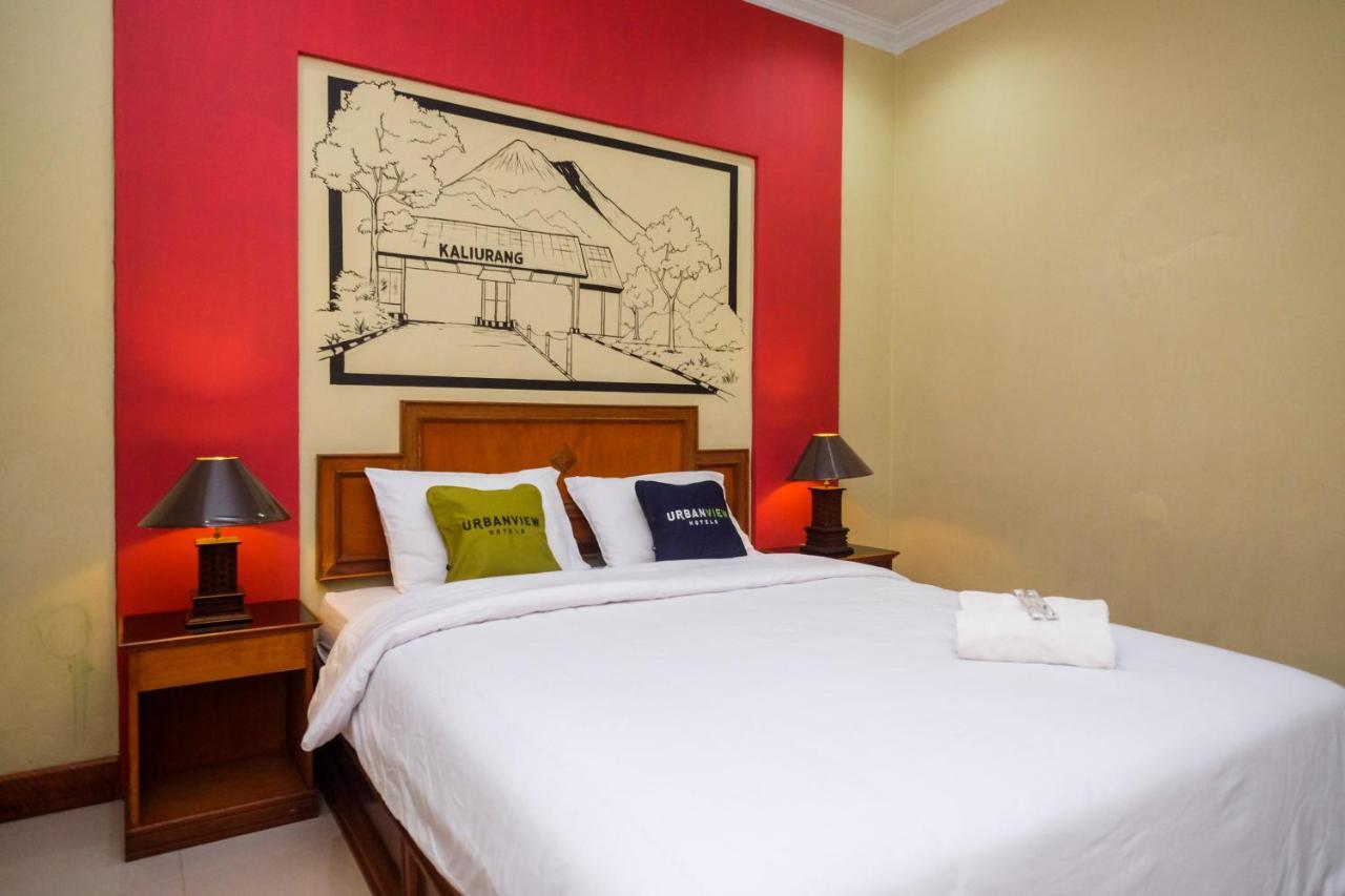 Urbanview Hotel Syariah Wisnugraha By Reddoorz Джок'якарта Екстер'єр фото