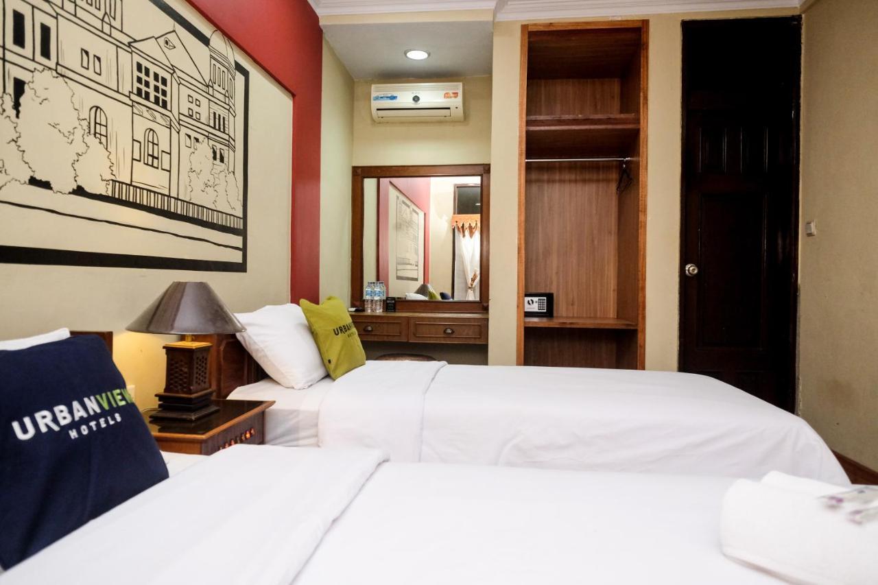Urbanview Hotel Syariah Wisnugraha By Reddoorz Джок'якарта Екстер'єр фото